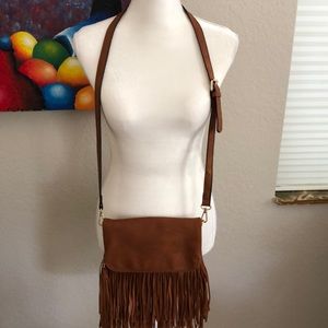 🌼New Item🌼 Tasseled crossbody Bag